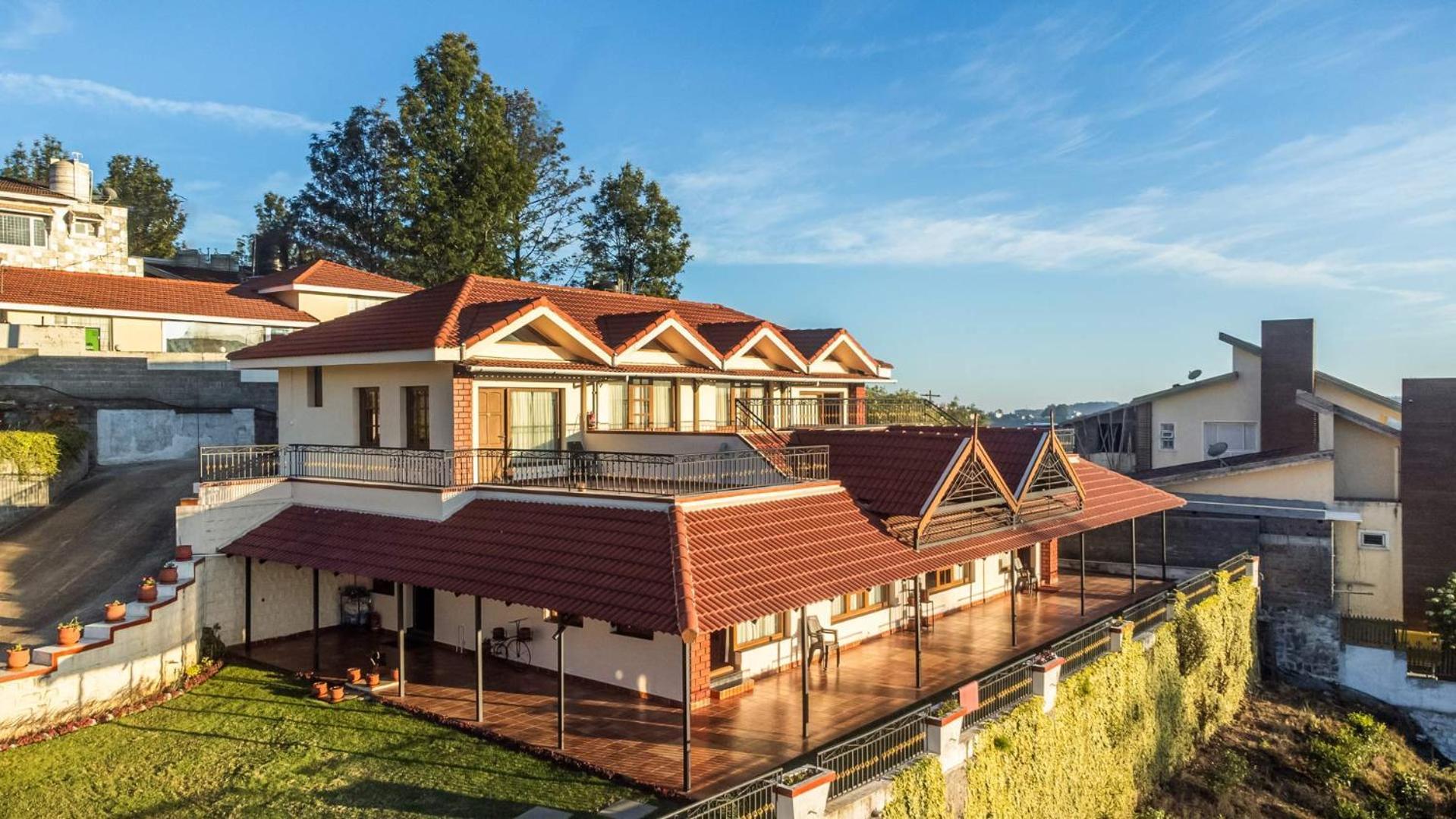 Stayvista At The West Wind 5Bhk Villa Ooty Comp Breakfast Exterior photo
